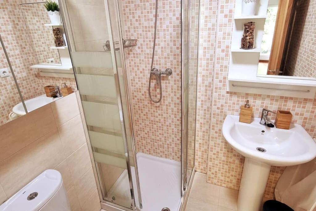 Apartamento En Gama Esterno foto